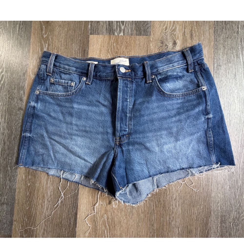 Universal Thread Denim Shorts Womens 14 Blue High Rise Mini Raw Hem 5759